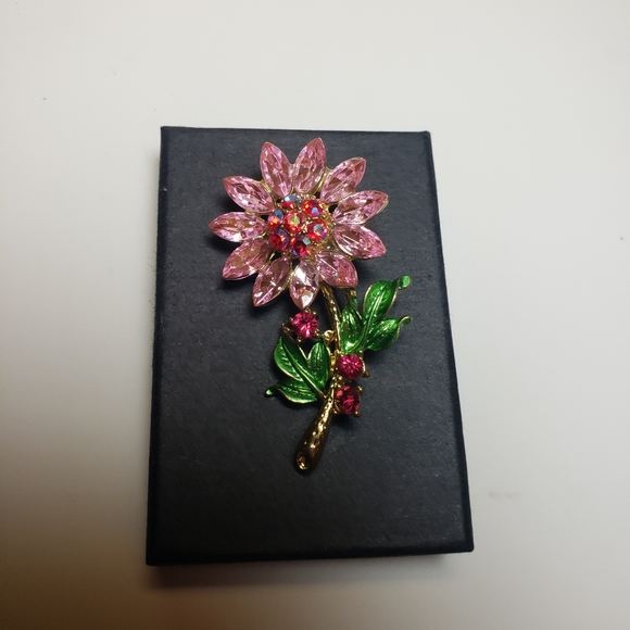 Rhinestone Flower Brooch - Picture 2 of 6